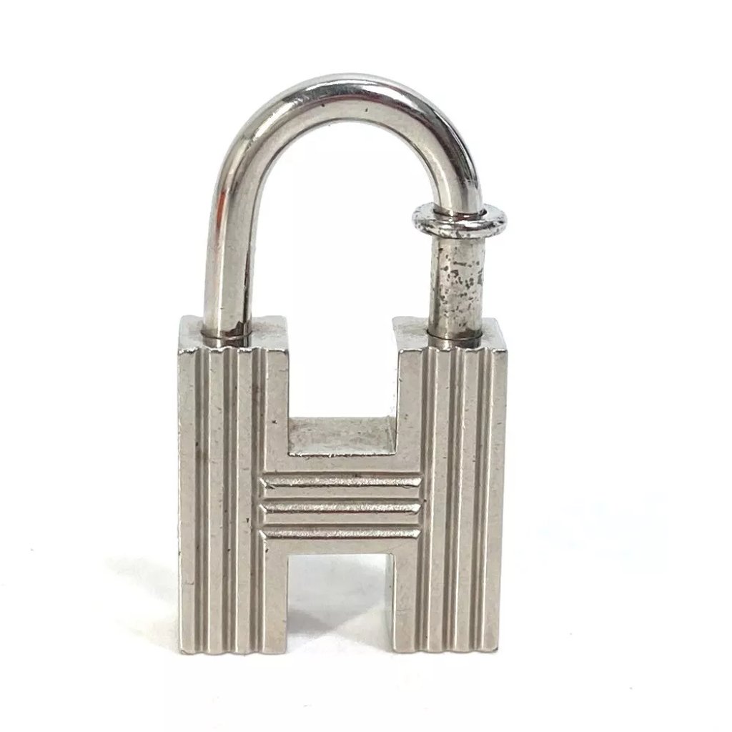 Hermes The First Step Of The New Century Limited 2000 H Cadena Padlock Pendant